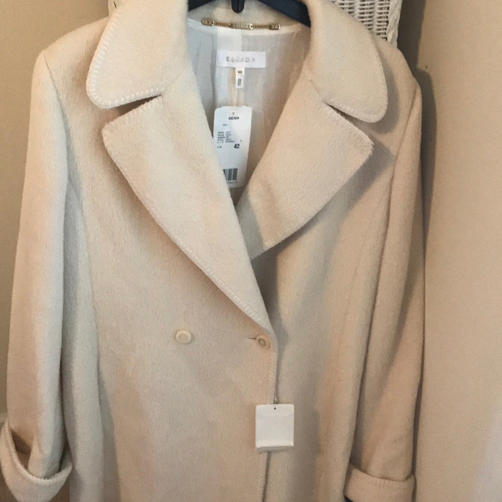 Brand new Escada Lama and virgin wool coat